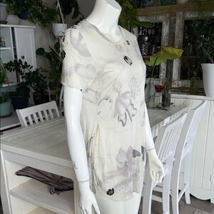 Wilfred Cream Floral Short Sleeve Tunic super soft Med GUC